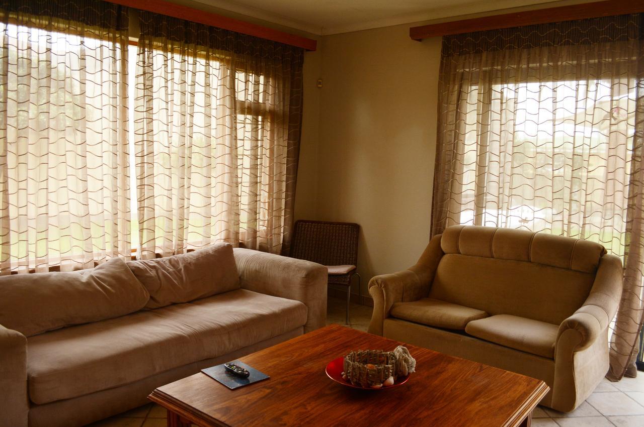 Skeleton Beach Backpackers Swakopmund Ngoại thất bức ảnh