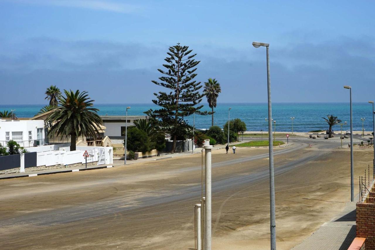 Skeleton Beach Backpackers Swakopmund Ngoại thất bức ảnh